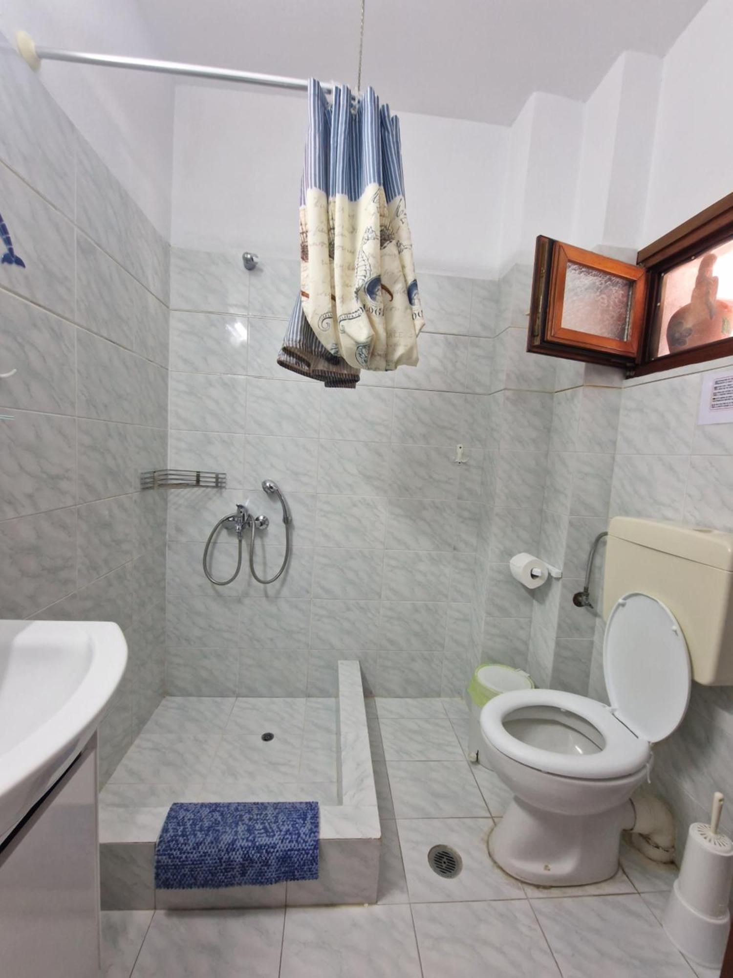 Salonikios Apartment เตเลออส ภายนอก รูปภาพ
